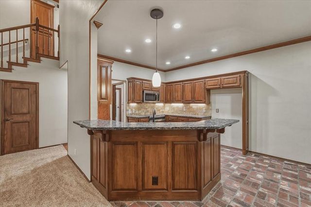 529 Doe Trail, Edmond, OK 73012