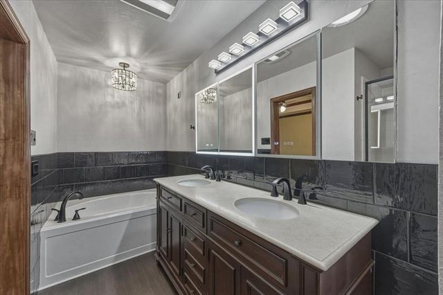 529 Doe Trail, Edmond, OK 73012