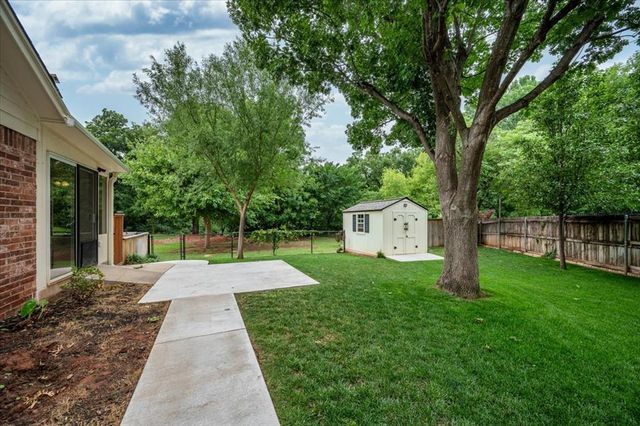 529 Doe Trail, Edmond, OK 73012