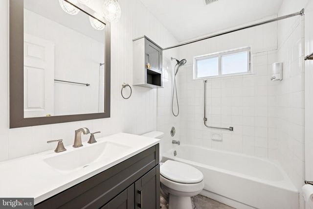 20 BUXTON CT, Southampton, NJ 08088