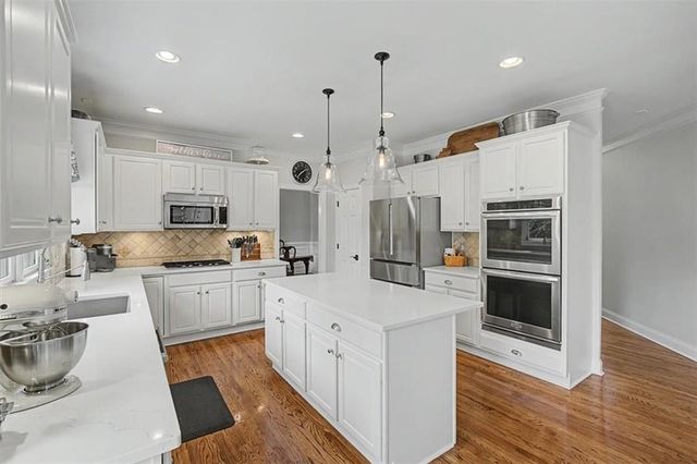 5972 Downington Ridge NW, Acworth, GA 30101