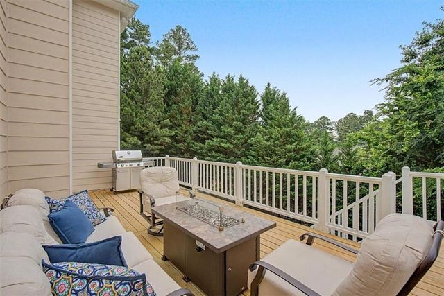 5972 Downington Ridge NW, Acworth, GA 30101