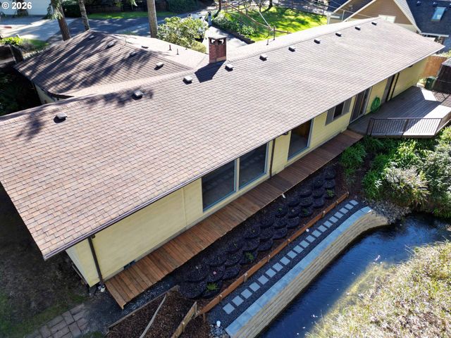 5635 Martin Rd, Florence, OR 97439