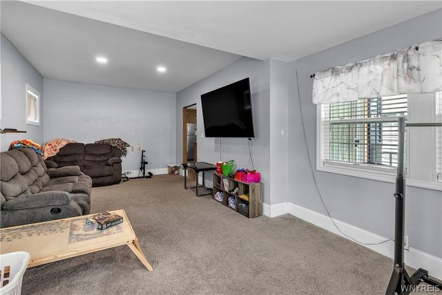 55 Sumner Place, Buffalo, NY 14211