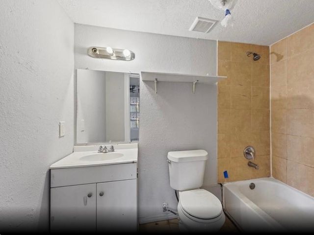 205 Hafer Street, Baytown, TX 77520