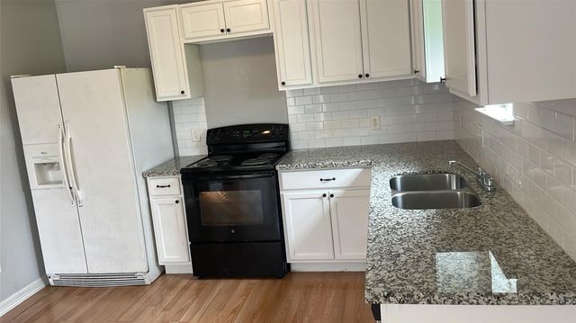 205 Hafer Street, Baytown, TX 77520