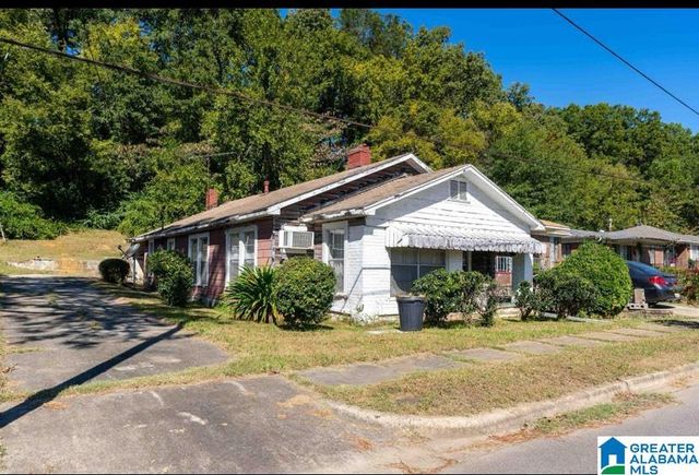 1052 AVENUE E, Birmingham, AL 35218