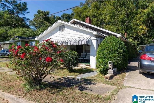 1052 AVENUE E, Birmingham, AL 35218
