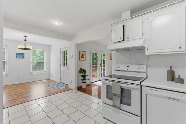 3617 Donna Kay Dr, Nashville, TN 37211