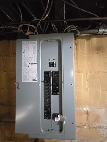 55 Hanmer Street, East Hartford, CT 06114