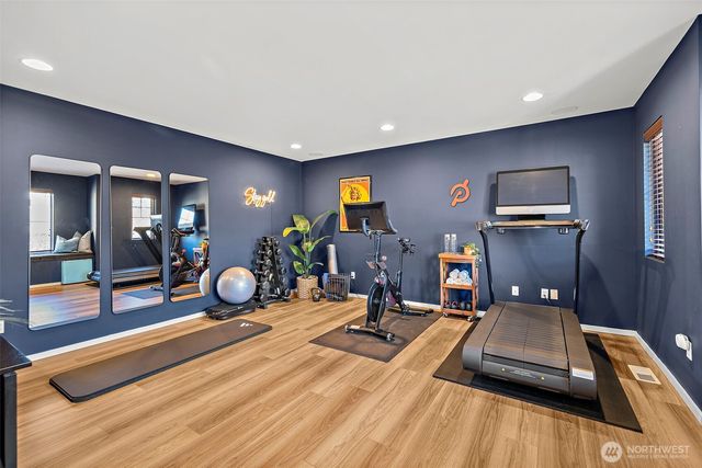 8812 Norman Avenue SE, Snoqualmie, WA 98065