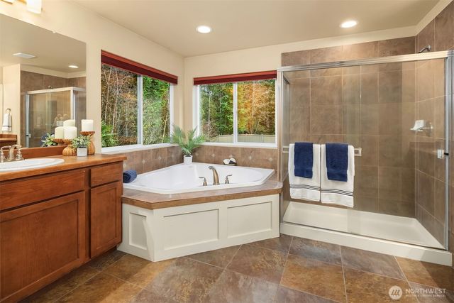 8812 Norman Avenue SE, Snoqualmie, WA 98065