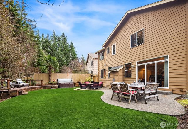 8812 Norman Avenue SE, Snoqualmie, WA 98065