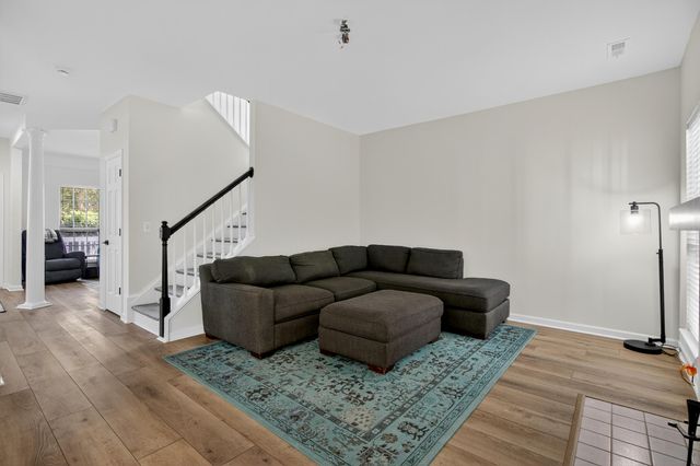 2006 S Smokerise Way, Mount Pleasant, SC 29466