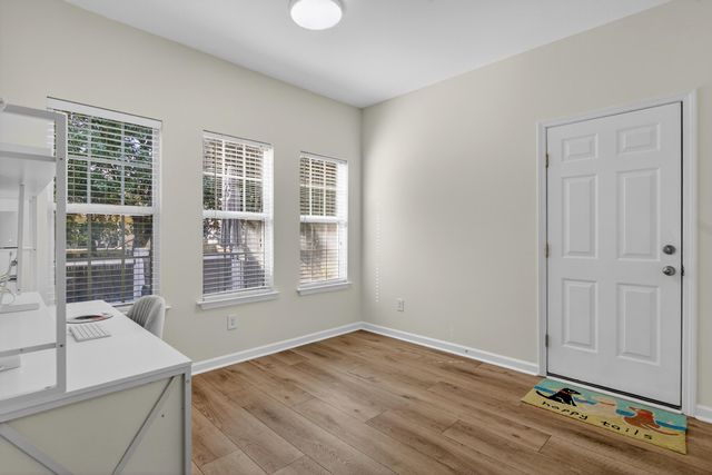 2006 S Smokerise Way, Mount Pleasant, SC 29466