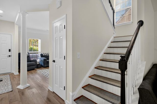 2006 S Smokerise Way, Mount Pleasant, SC 29466