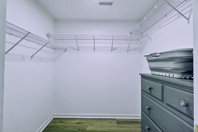 2006 S Smokerise Way, Mount Pleasant, SC 29466