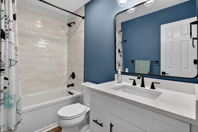 2006 S Smokerise Way, Mount Pleasant, SC 29466