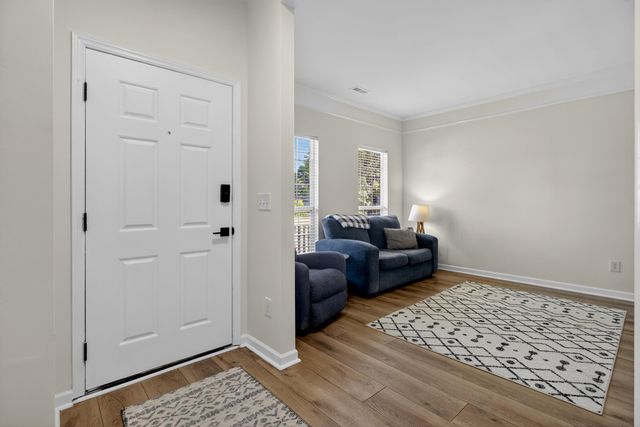 2006 S Smokerise Way, Mount Pleasant, SC 29466