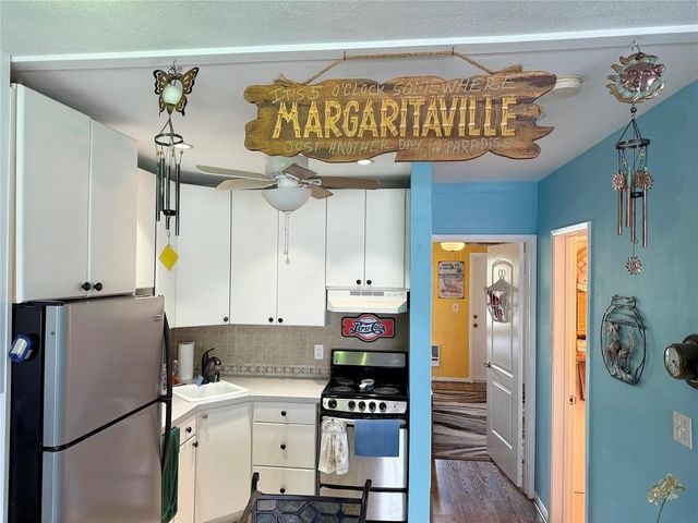 1105 S Riverside Drive 205, Pompano Beach, FL 33062