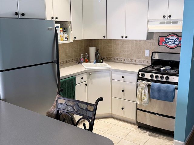 1105 S Riverside Drive 205, Pompano Beach, FL 33062