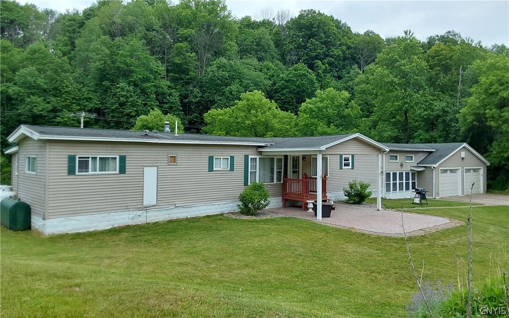 5408 State Route 28, Newport, NY 13416