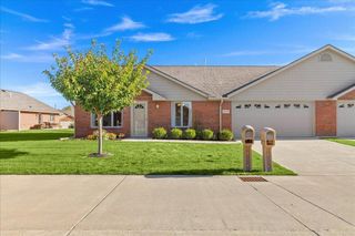 876 Hickory Hill Drive, Marysville, OH 43040