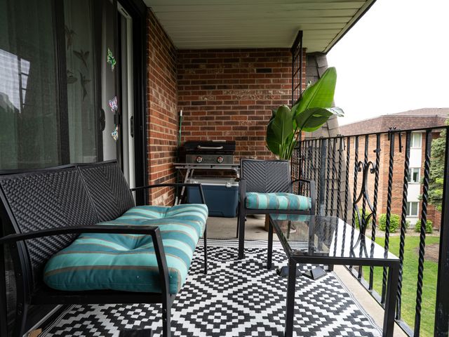 9146 W 140th Street 3NW, Orland Park, IL 60462