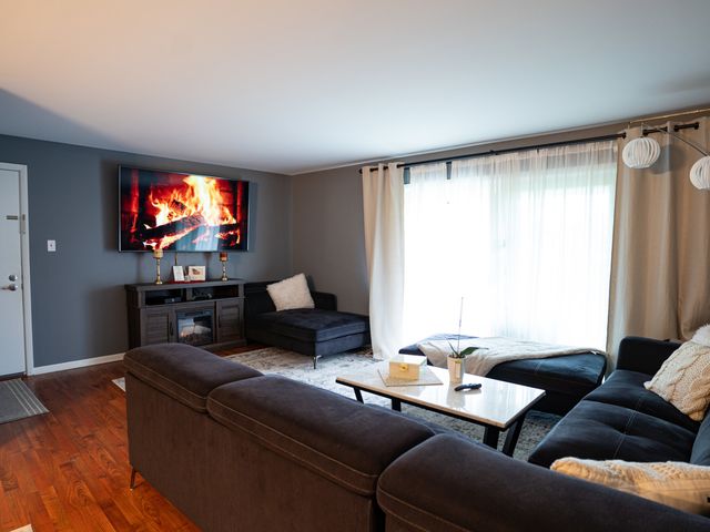 9146 W 140th Street 3NW, Orland Park, IL 60462