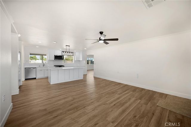 14265 Santee Road, Apple Valley, CA 92307