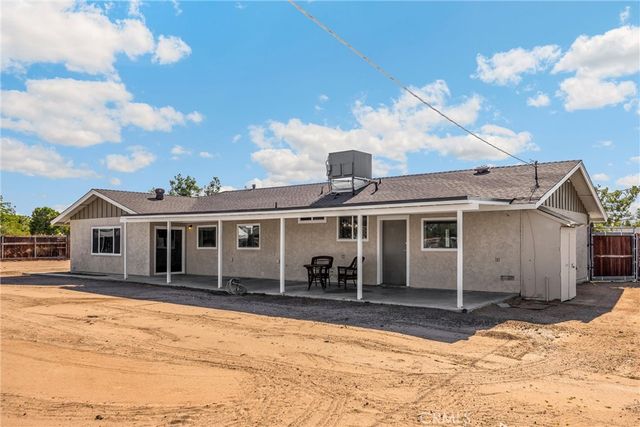 14265 Santee Road, Apple Valley, CA 92307