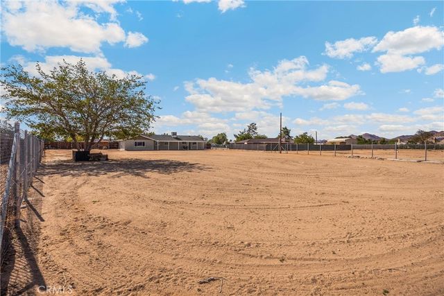 14265 Santee Road, Apple Valley, CA 92307