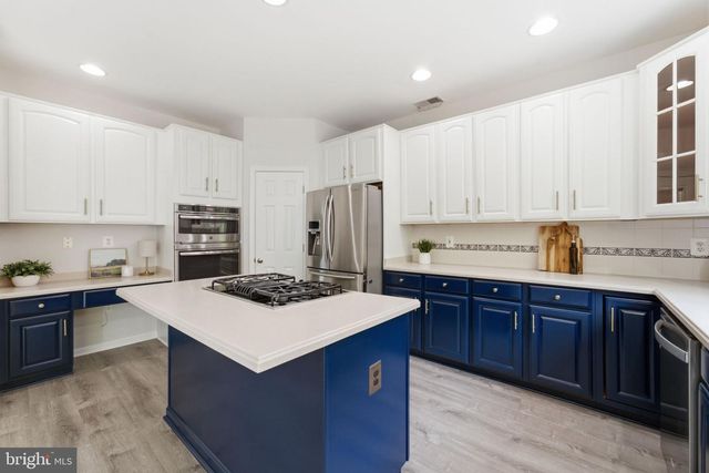12016 PAPER BIRCH LN, Gainesville, VA 20155