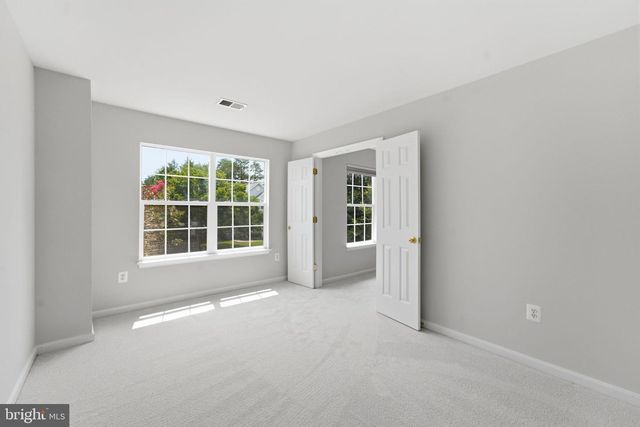 12016 PAPER BIRCH LN, Gainesville, VA 20155