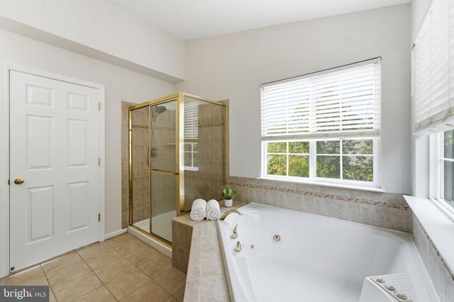 12016 PAPER BIRCH LN, Gainesville, VA 20155