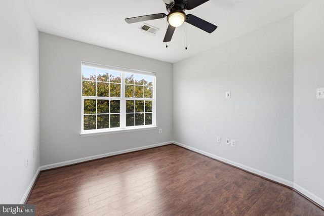 12016 PAPER BIRCH LN, Gainesville, VA 20155