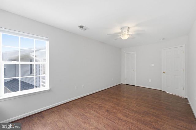 12016 PAPER BIRCH LN, Gainesville, VA 20155