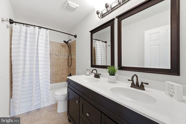 12016 PAPER BIRCH LN, Gainesville, VA 20155