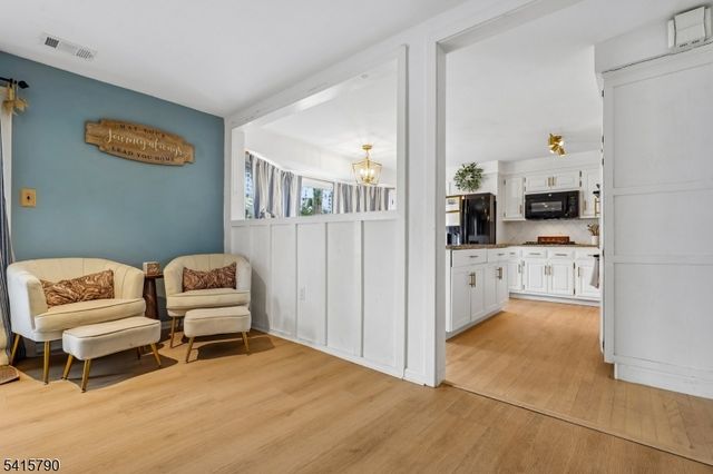 23 Smithfield Dr, Springfield Twp., NJ 07081