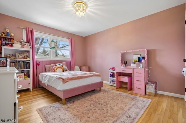 23 Smithfield Dr, Springfield Twp., NJ 07081