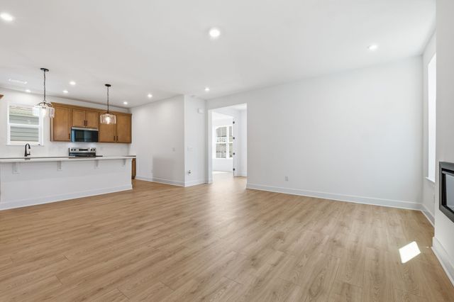 2514 Wallace Way, Hermitage, TN 37076