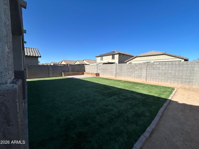 17922 W TINA Lane, Surprise, AZ 85387