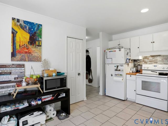 1617 Winters Hill Cir, North Chesterfield, VA 23236