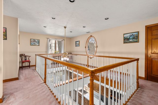 113 Temple Rd, Waltham, MA 02452