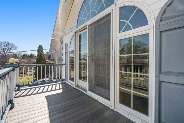 113 Temple Rd, Waltham, MA 02452