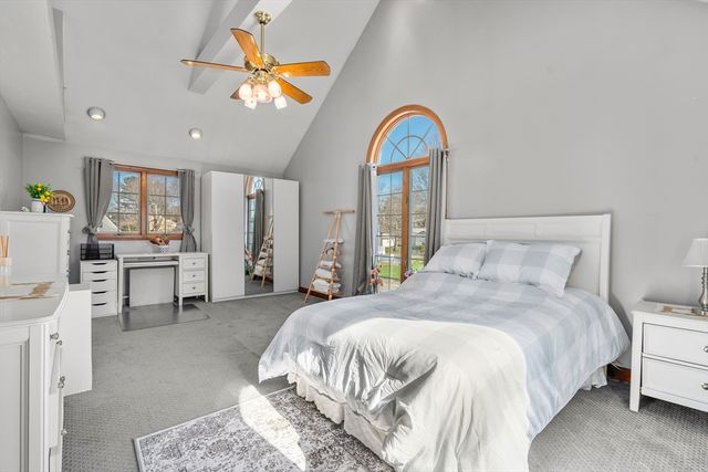 113 Temple Rd, Waltham, MA 02452