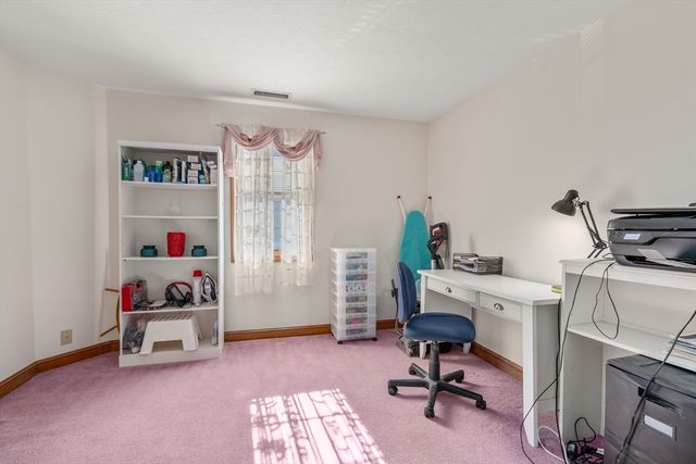 113 Temple Rd, Waltham, MA 02452