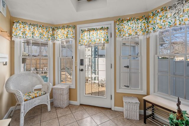 113 Temple Rd, Waltham, MA 02452