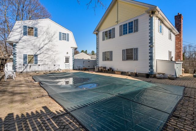 113 Temple Rd, Waltham, MA 02452