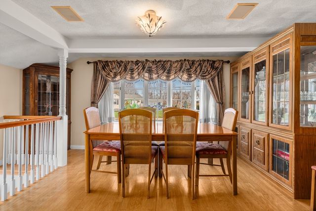 113 Temple Rd, Waltham, MA 02452